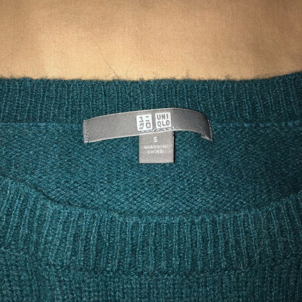 Sweater - Picture 2 of 4
